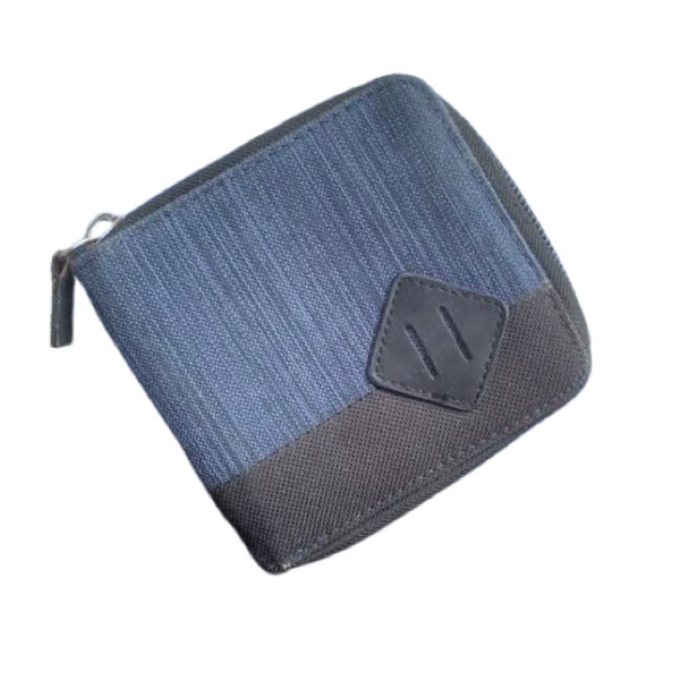 Men’s Nylon Zip Around Wallet No Boundries